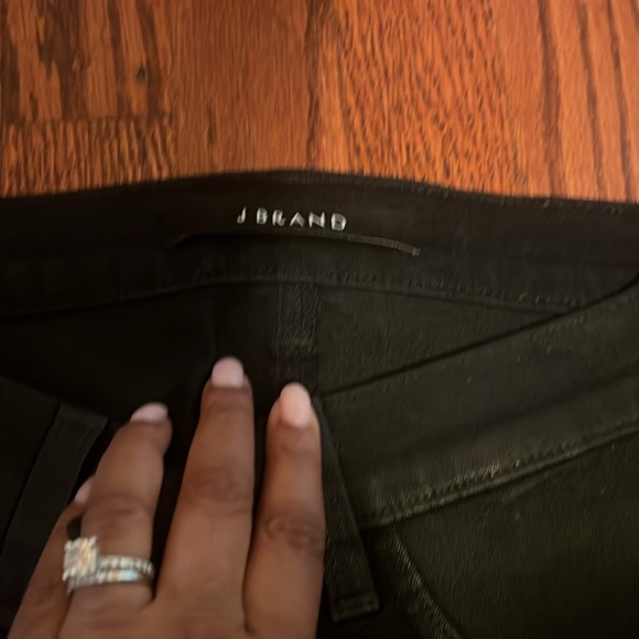 J Brand black Coated Wax jeans size 26 only worn once - Picture 3 of 7